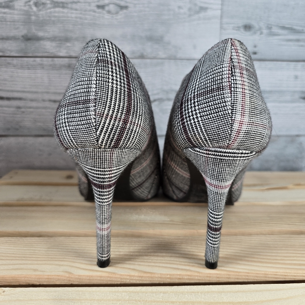 Le Chateau Plaid Slip On Ankle Boots Womens Size 39 - Picture 5 of 15